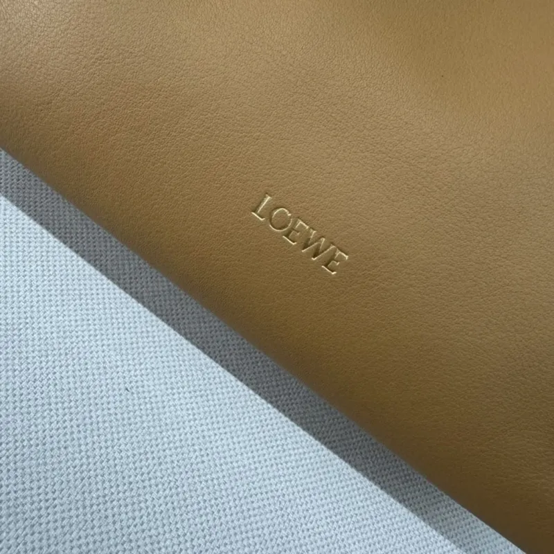LOEWE Tan Leather Crossbody Clutch Bag 81 - Image 5
