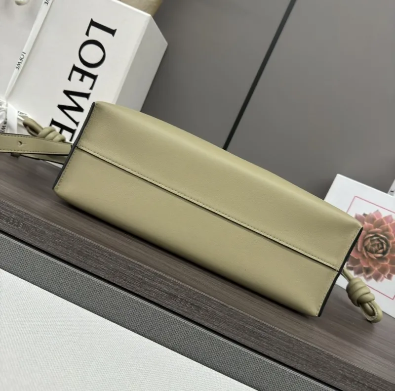 LOEWE Light Khaki Leather Crossbody Bag - Image 4