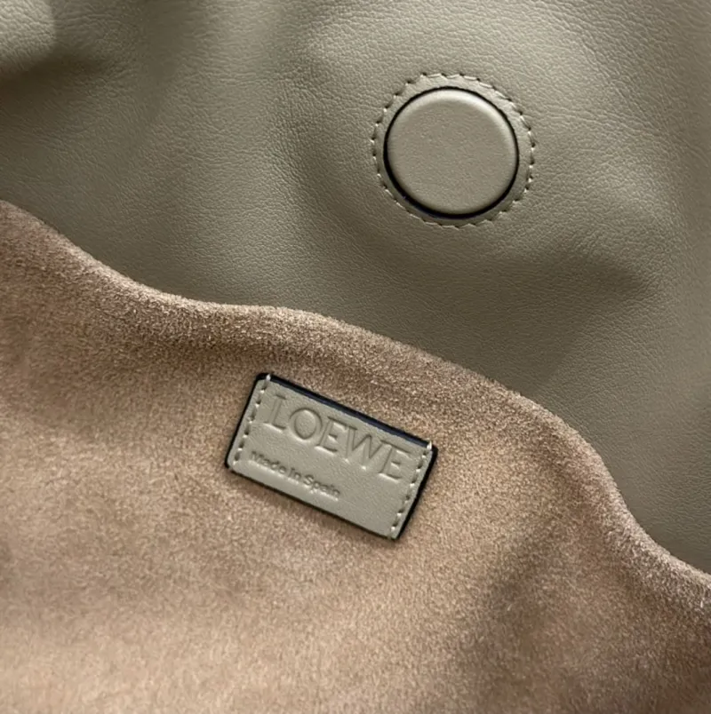 LOEWE Light Khaki Leather Crossbody Bag - Image 9