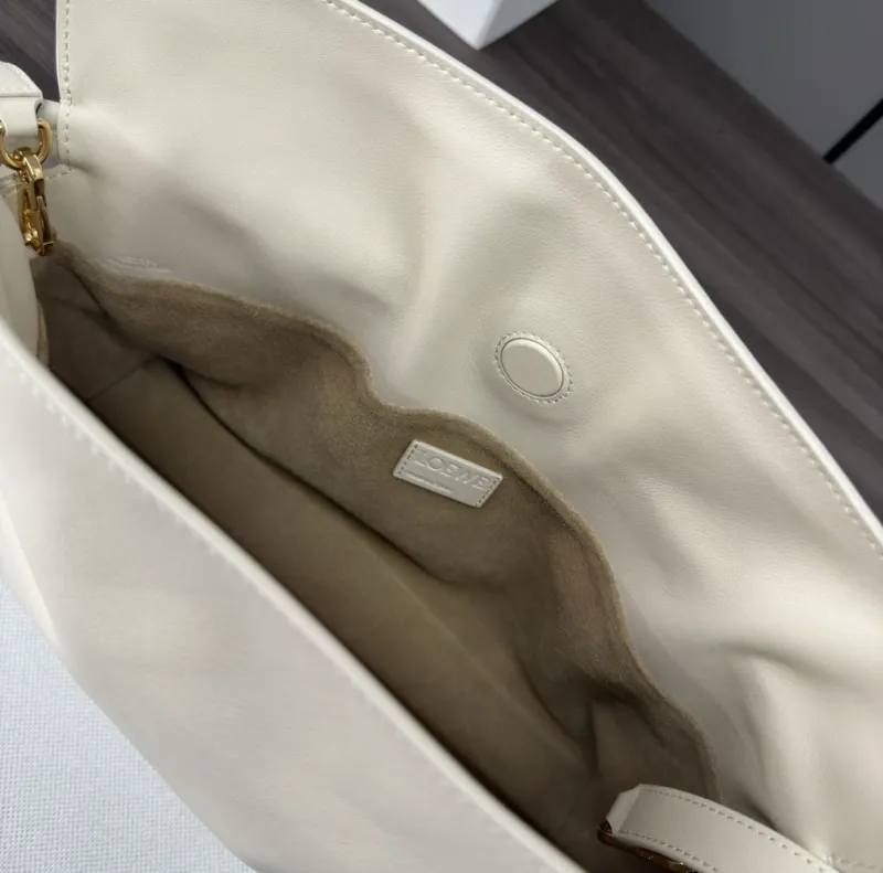 LOEWE Cream Leather Crossbody Bag - Image 8