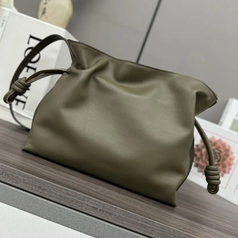 LOEWE Olive Leather Crossbody Bag - Image 3