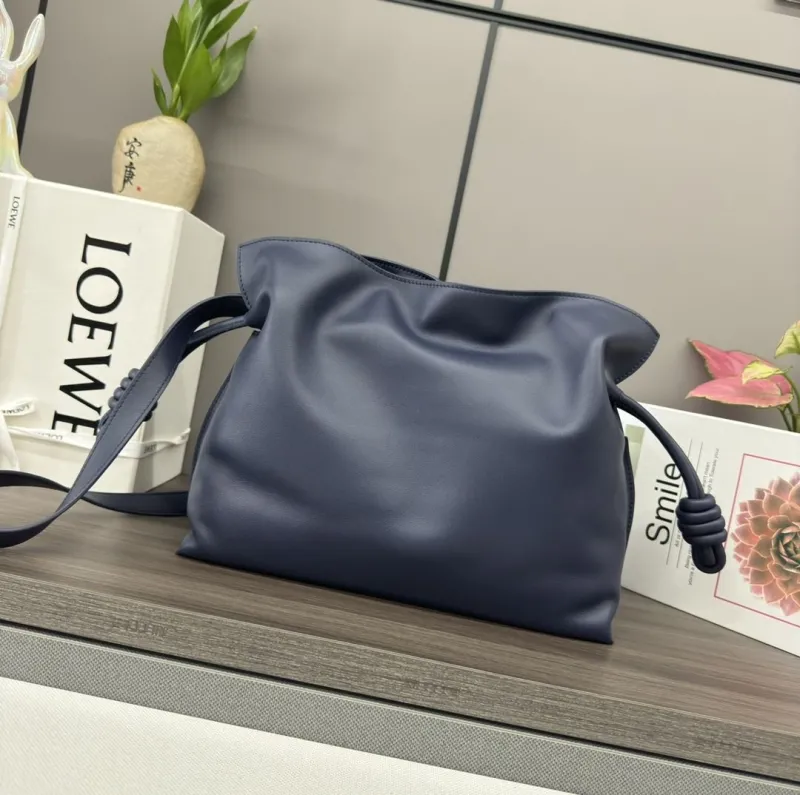 LOEWE Navy Blue Leather Crossbody Bag Clutch 97 - Image 3
