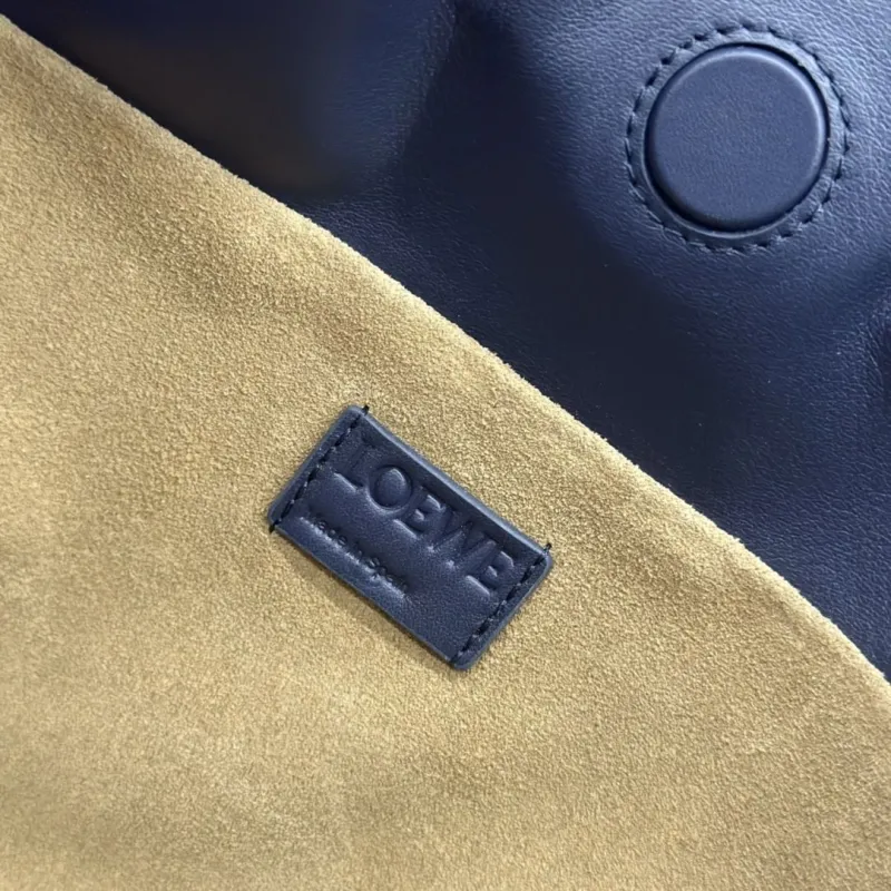 LOEWE Navy Blue Leather Crossbody Bag Clutch 97 - Image 9