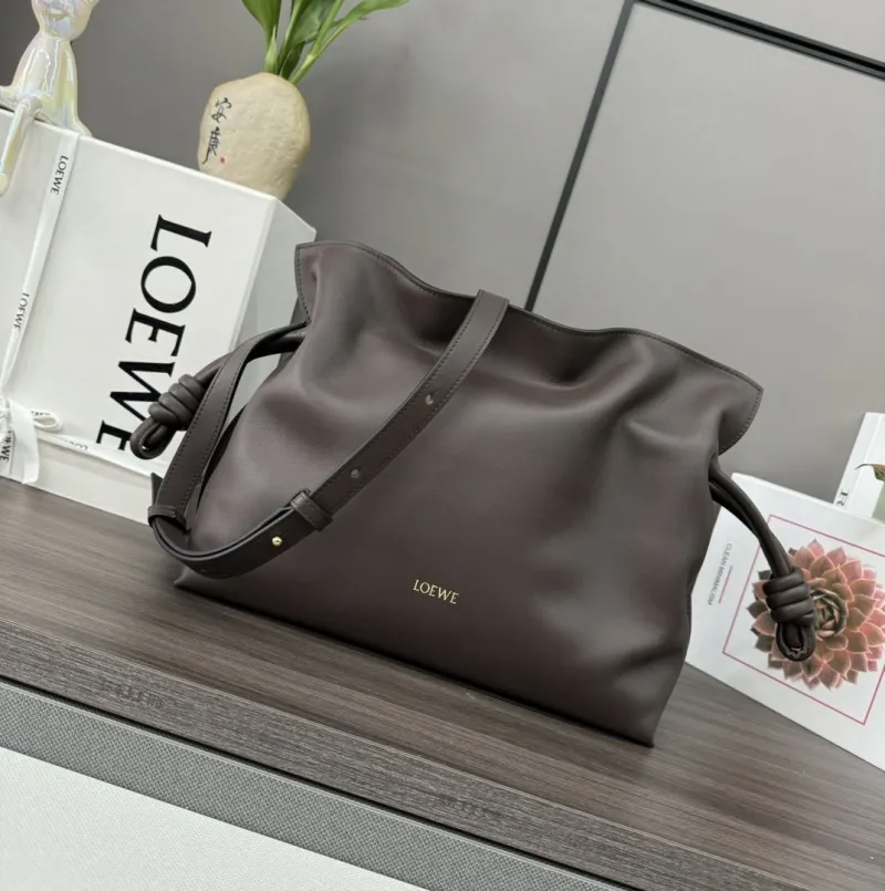 Loewe Clutch-100