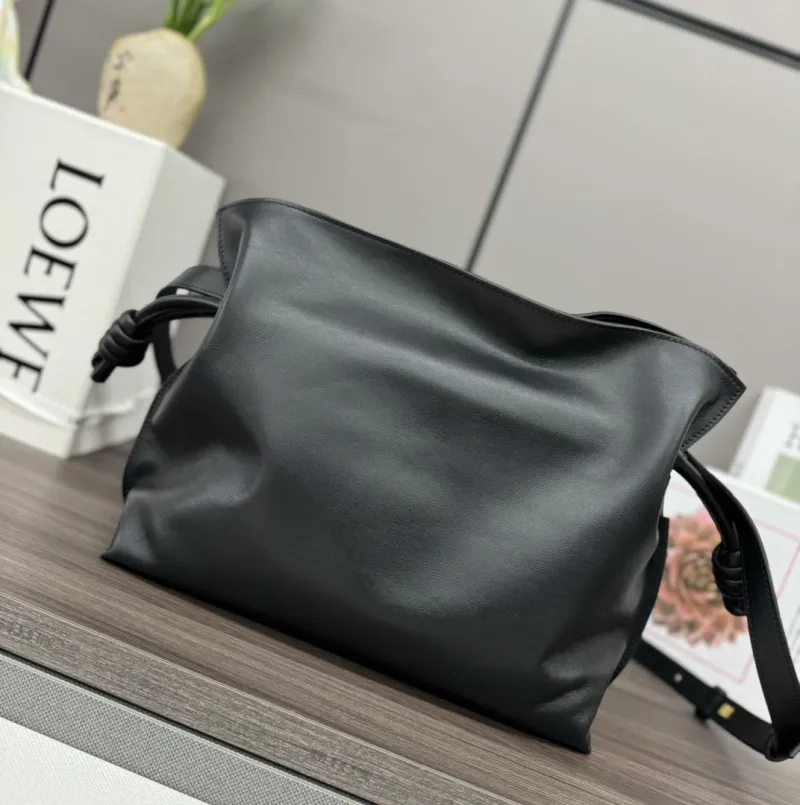 Loewe Clutch-101 - Image 3