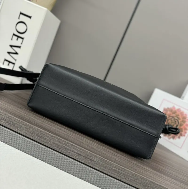 Loewe Clutch-101 - Image 4