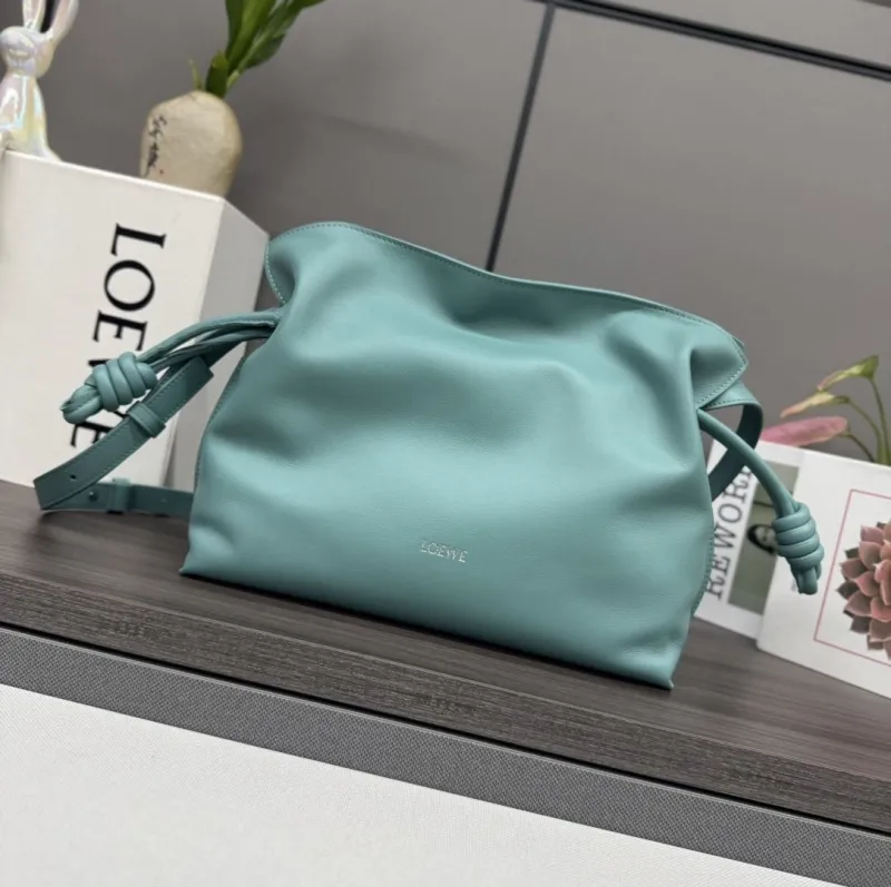Loewe Clutch-104