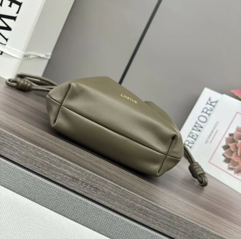 Loewe Clutch-121 - Image 4