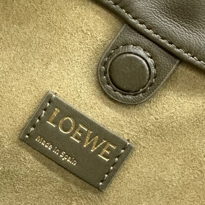 Loewe Clutch-121 - Image 9