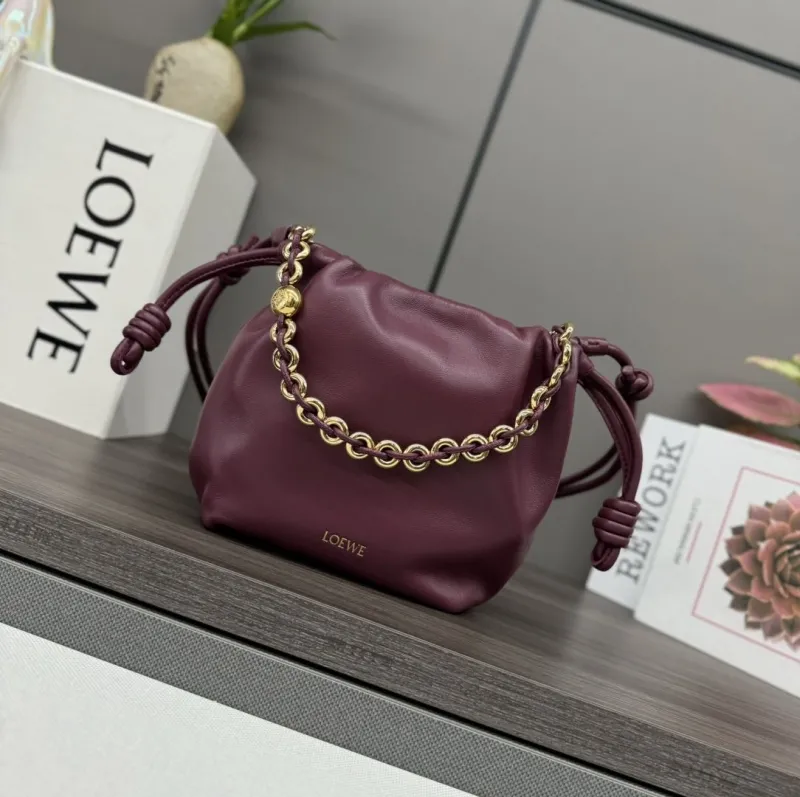 Loewe Clutch-123