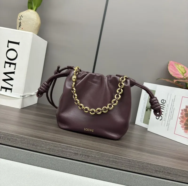 Loewe Clutch-124