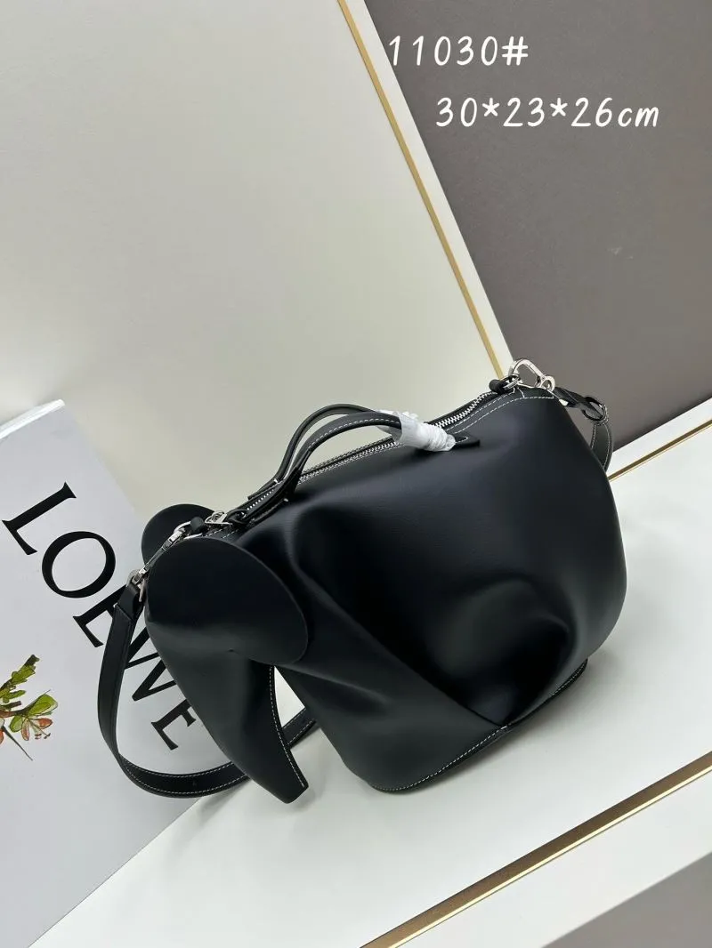 Loewe Clutch-139