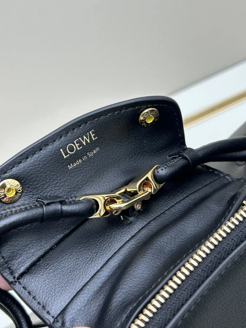 Loewe Black Leather Shoulder Bag Model 250520 - Image 6