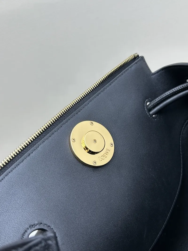 LOEWE Black Leather Shoulder Handbag 250519 - Image 8