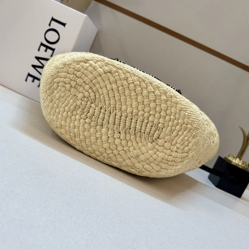 LOEWE Beige Woven Straw Tote Bag - Image 4