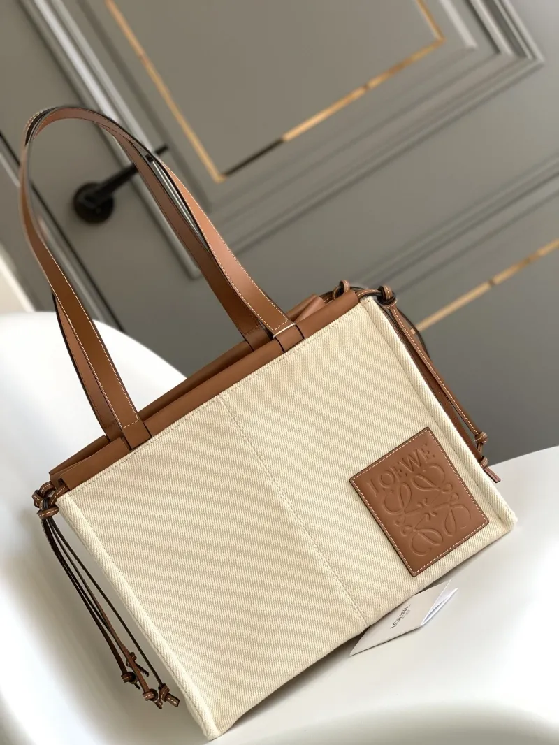 Loewe Shopping Bags-27