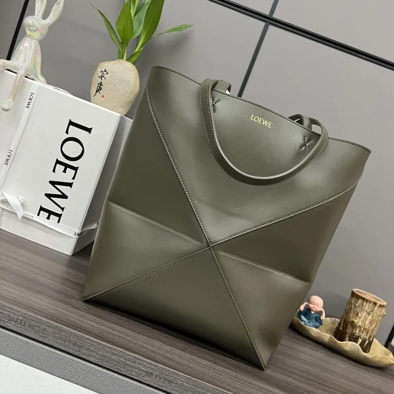 Loewe Shopping Bags-28