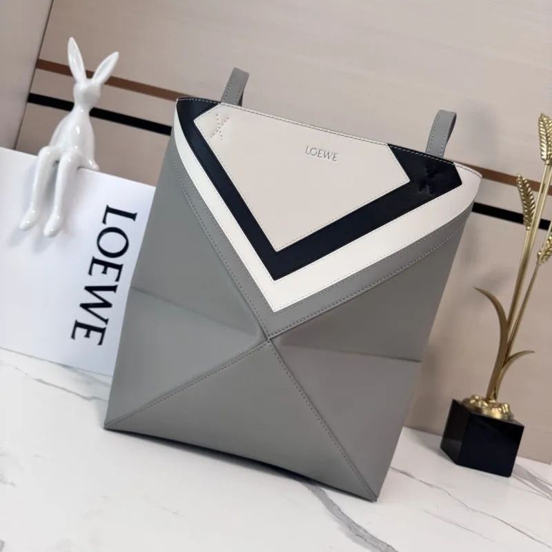 Loewe Shopping Bags-31