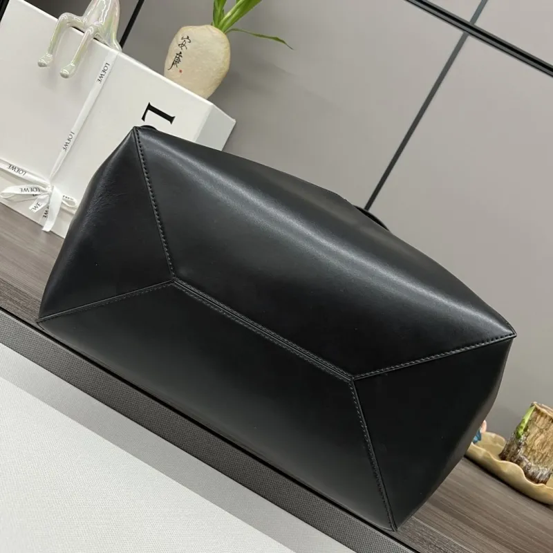 LOEWE Black Leather Shopping Tote Bag - Image 4