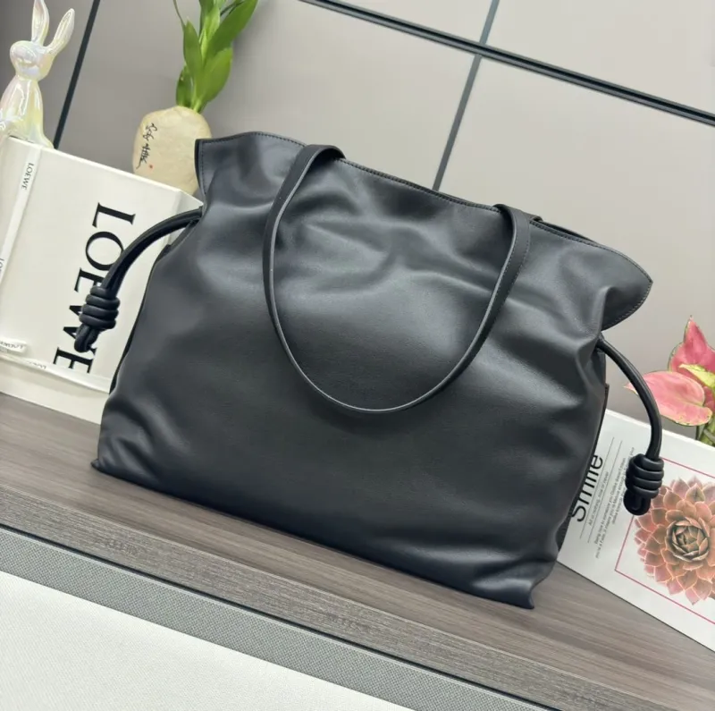 LOEWE Black Leather Tote Bag - Image 3