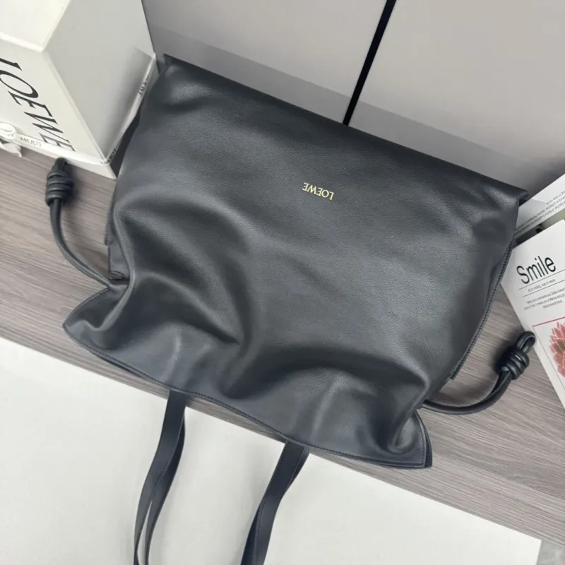LOEWE Black Leather Tote Bag - Image 7