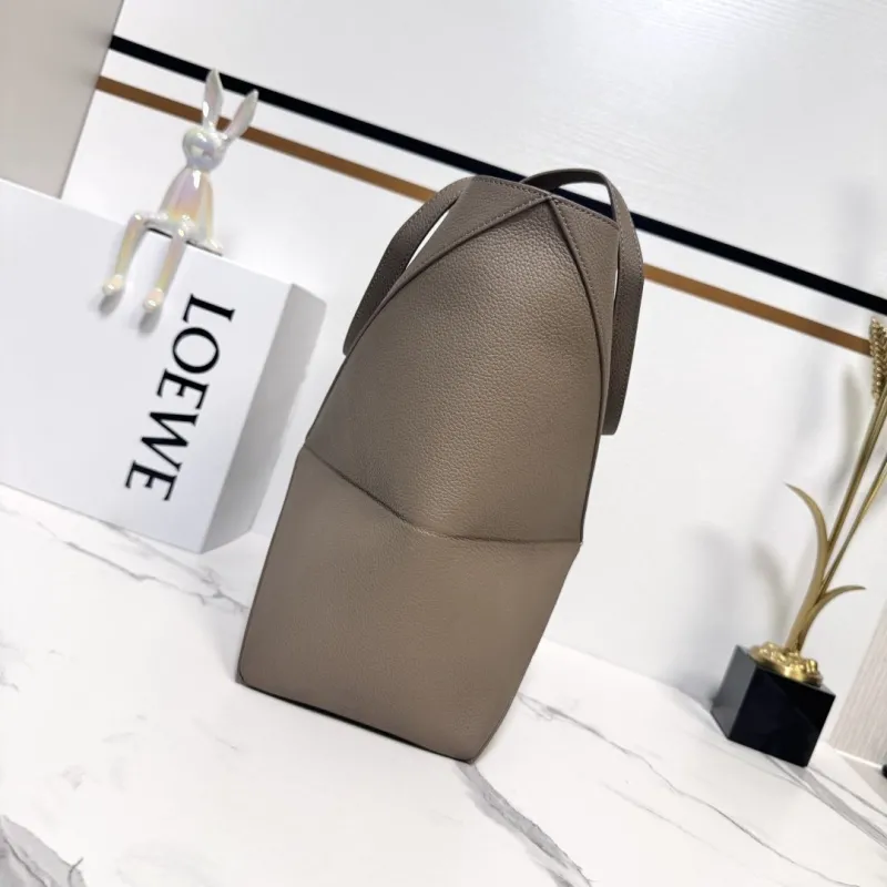 Alternative view of Loewe Shopping Bags-42