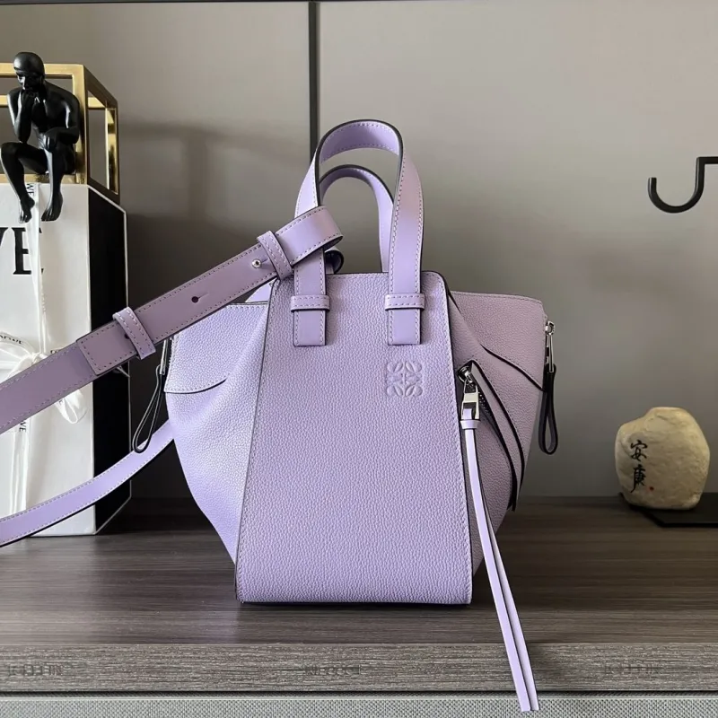 Alternative view of Loewe Shopping Bags-61
