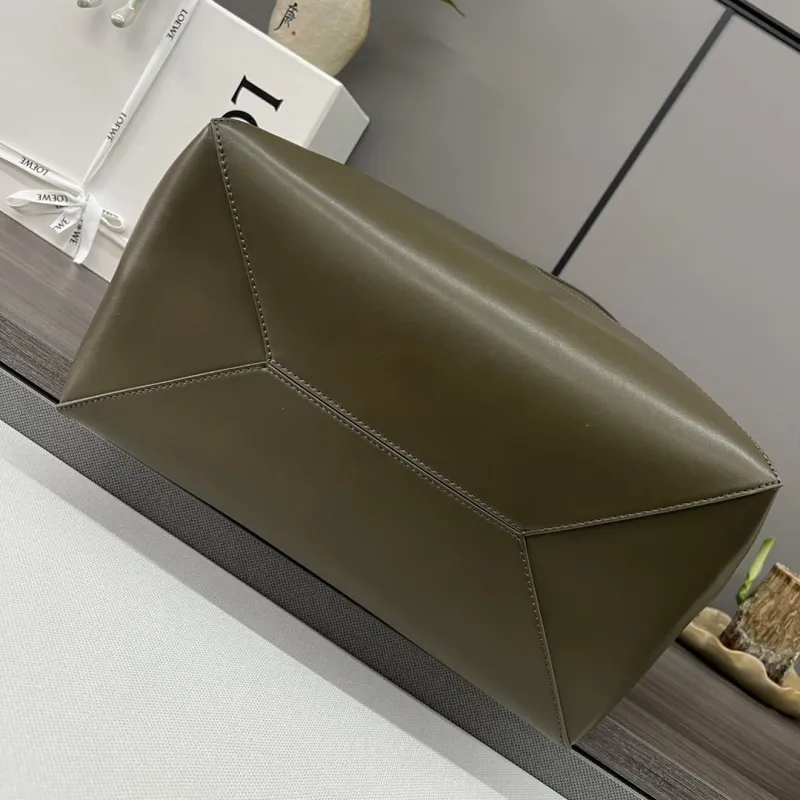 LOEWE Olive Green Leather Tote Bag - Image 4