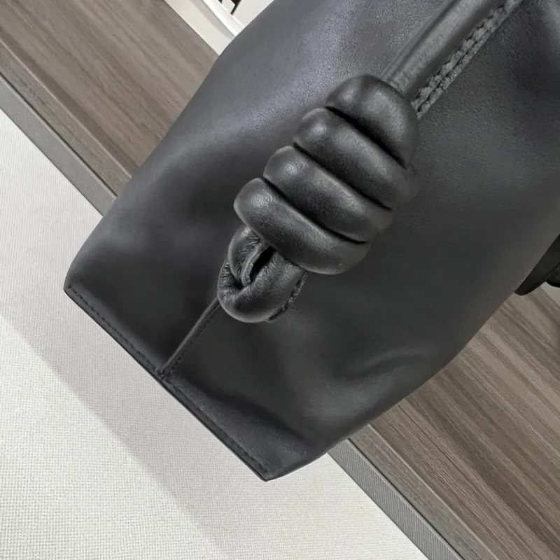 Loewe Black Leather Shopping Tote Bag - Image 6