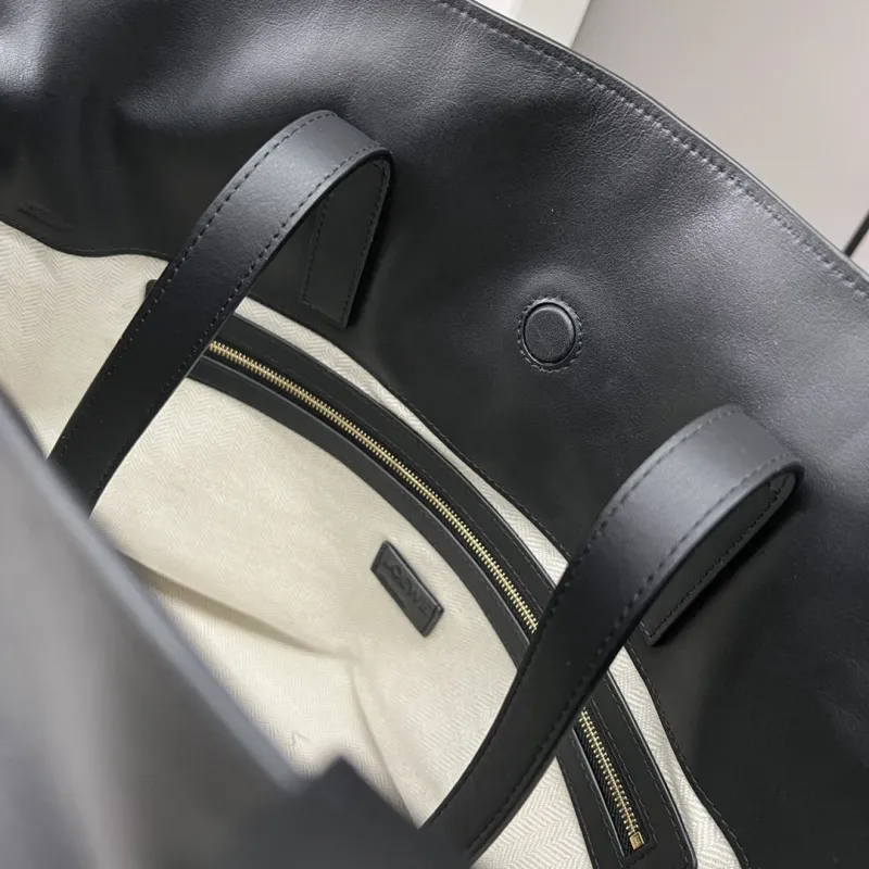 Loewe Black Leather Shopping Tote Bag - Image 8