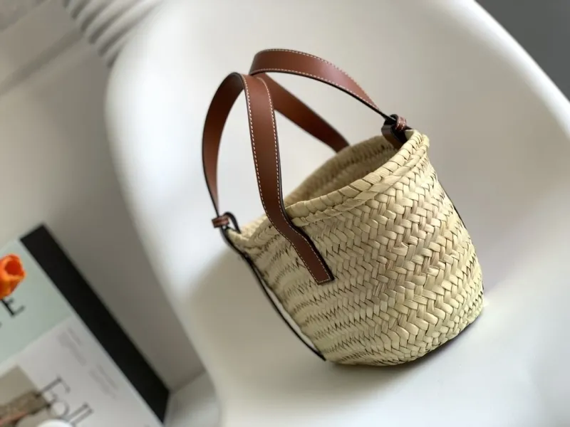 Alternative view of Loewe Shopping Bags-81