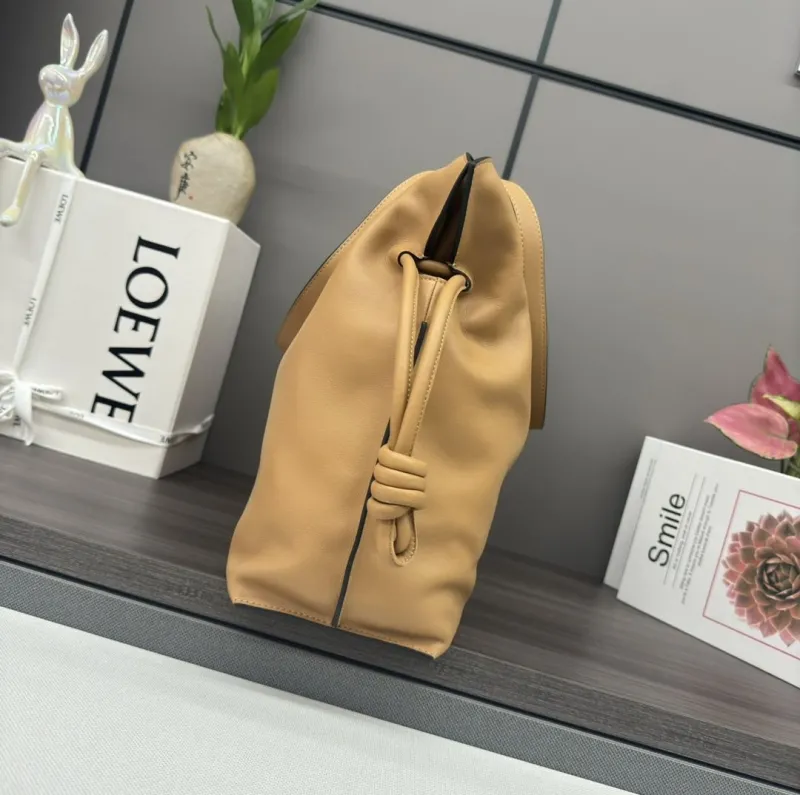 Alternative view of Loewe Shopping Bags-84