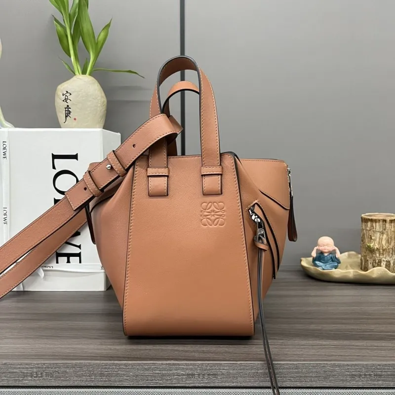 Alternative view of Loewe Shopping Bags-88