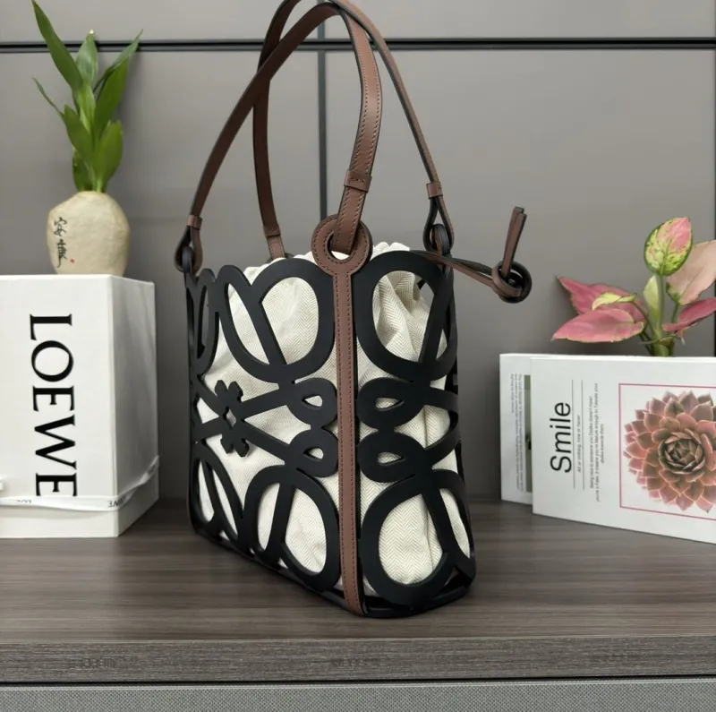 Alternative view of Loewe Shopping Bags-94