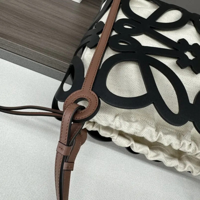 LOEWE Cream Black Bucket Tote Bag - Image 5