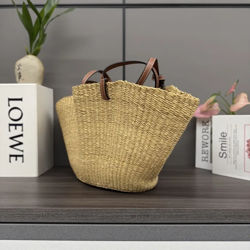 Alternative view of Loewe Shopping Bags-107