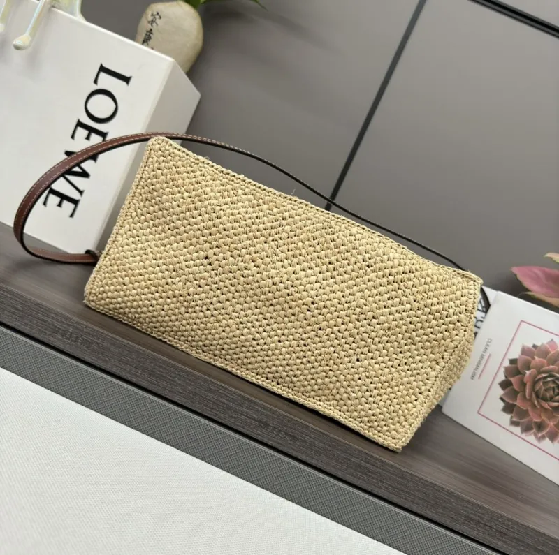 LOEWE Beige Straw Tote Bag - Image 5