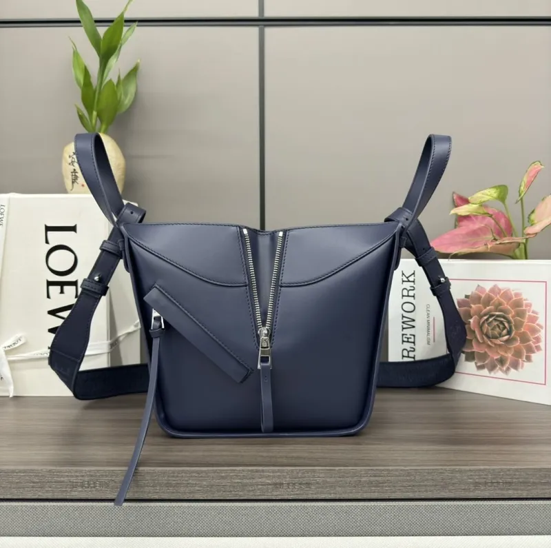 Loewe Navy Leather Crossbody Handbag - Image 4