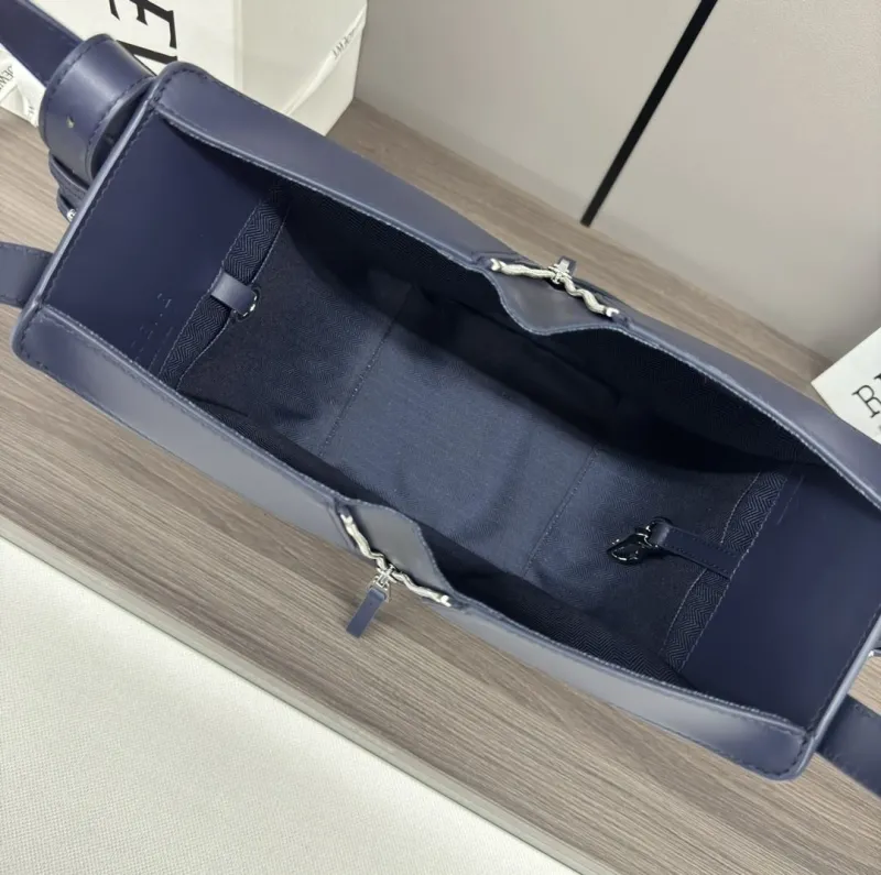 Loewe Navy Leather Crossbody Handbag - Image 8