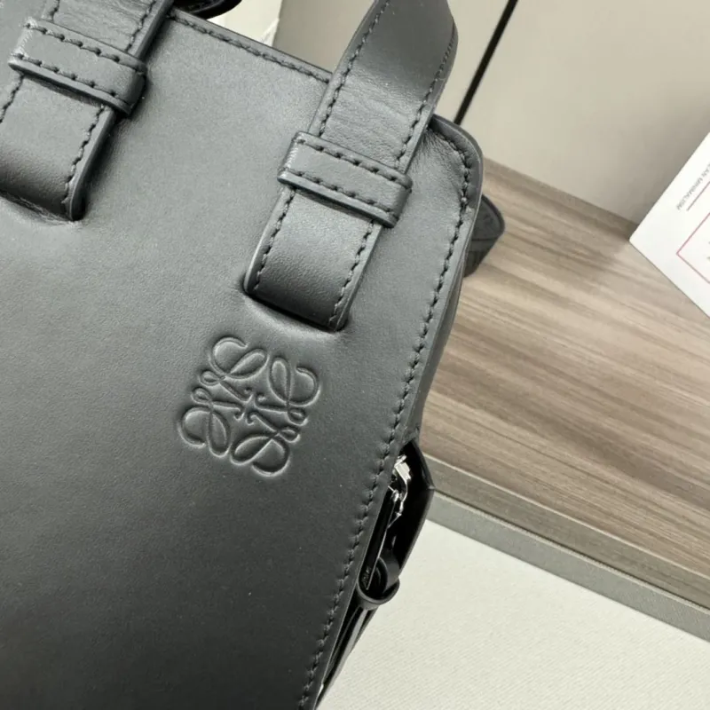 Loewe Black Leather Crossbody Handbag - Image 7