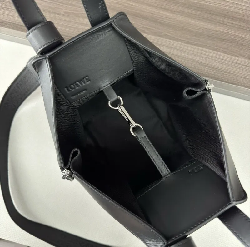 Loewe Black Leather Crossbody Handbag - Image 8