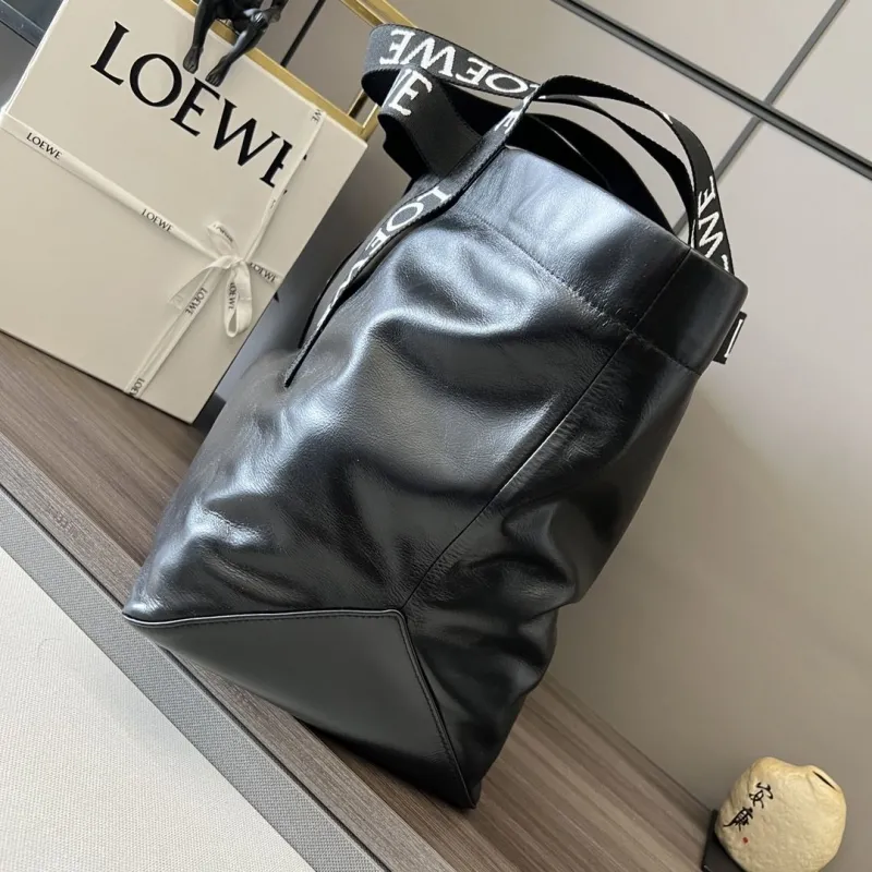 Alternative view of LOEWE Black Leather Tote Bag 145