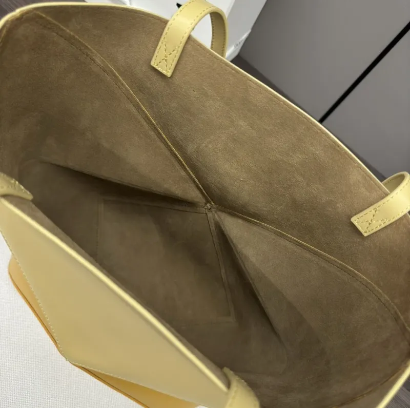 Loewe Shopping Bags-174 - Image 7