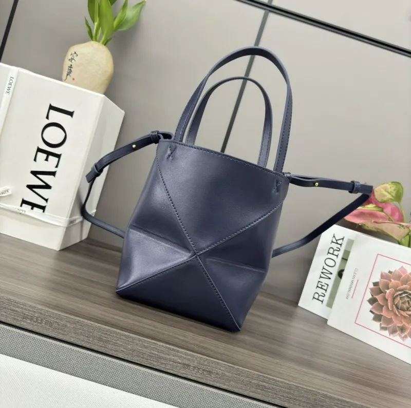 Loewe Shopping Bags-183 - Image 3