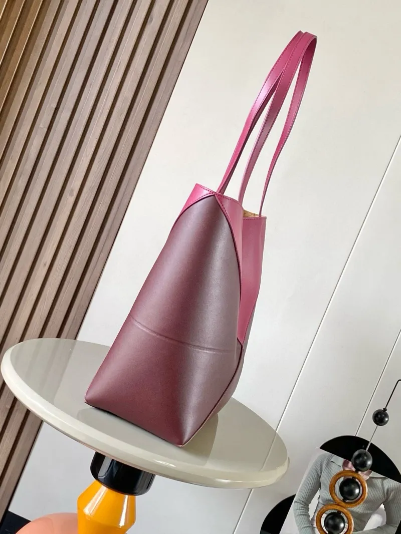 LOEWE Pink and Burgundy Leather Tote Bag - Image 3