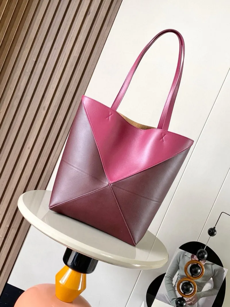 LOEWE Pink and Burgundy Leather Tote Bag - Image 4