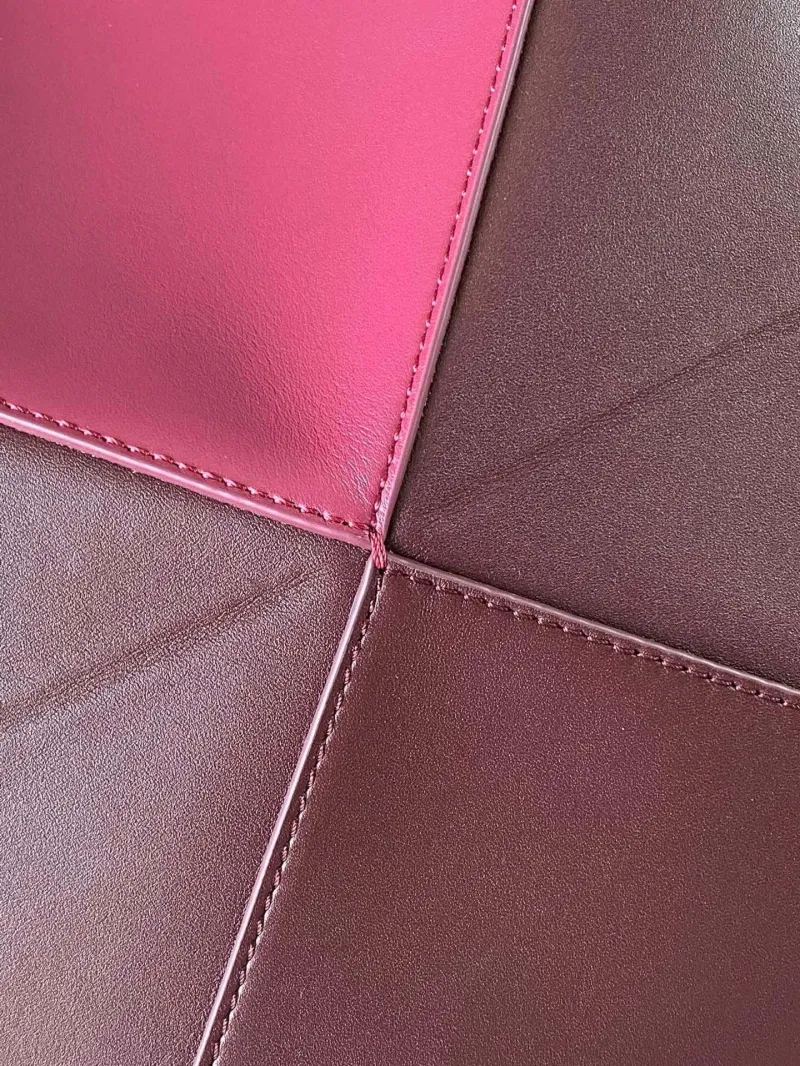 LOEWE Pink and Burgundy Leather Tote Bag - Image 7