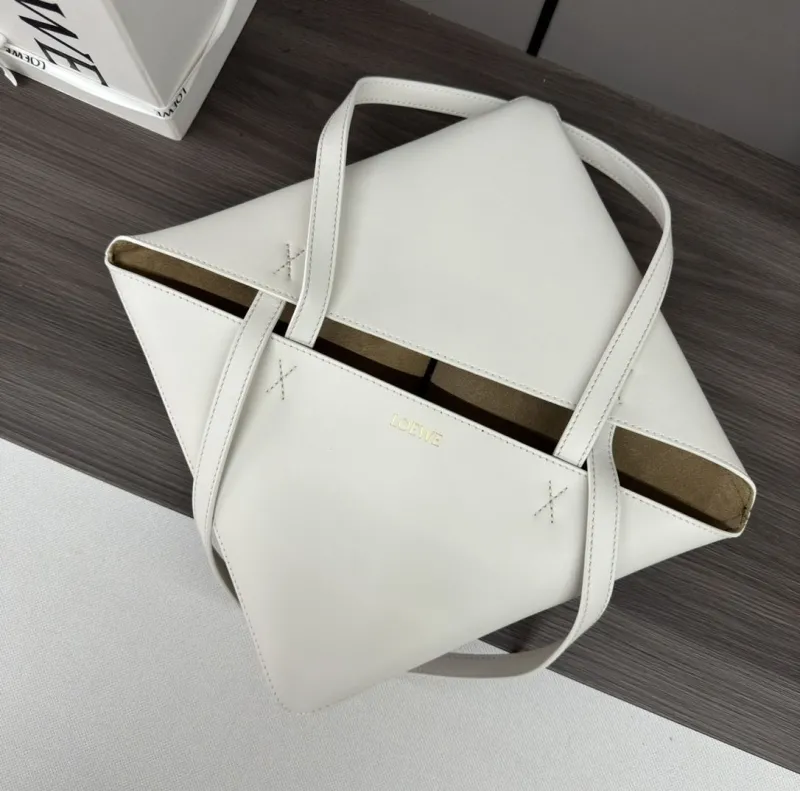 LOEWE Two-Tone White Beige Bucket Bag - Image 7