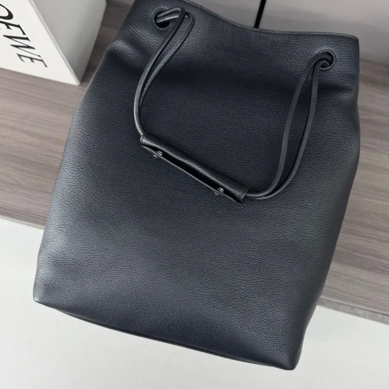 LOEWE Black Leather Bucket Bag - Image 3