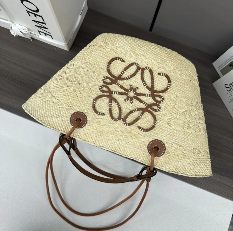 Loewe Beige Woven Straw Tote Bag - Image 5